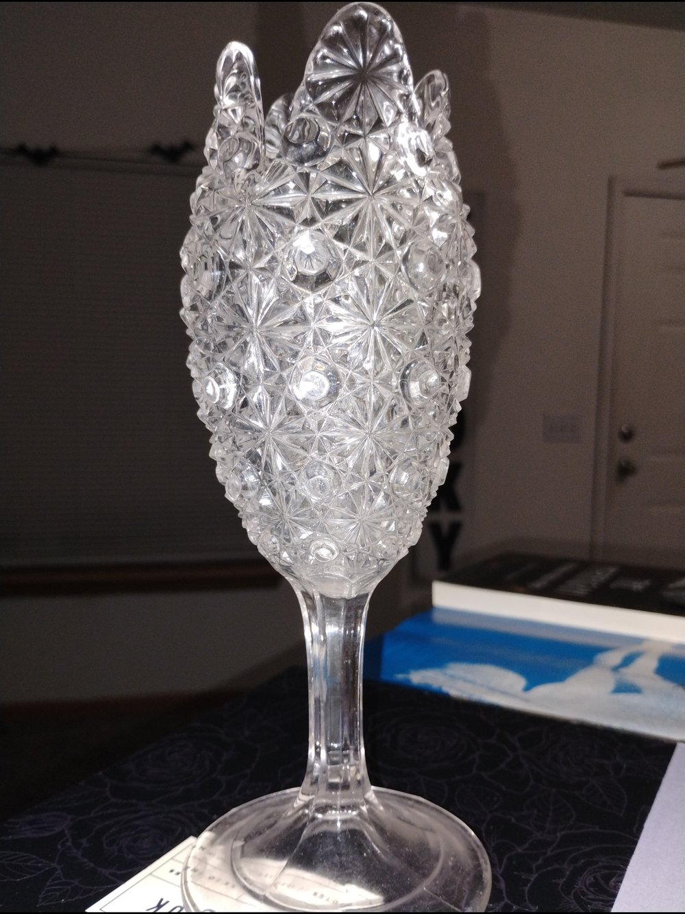 Vintage clear glass/celery glass featuring a Daisy and Button Pattern